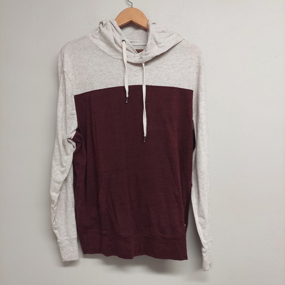 American Eagle Outfitters Men's Hoodie Sweater - Cream and Brown